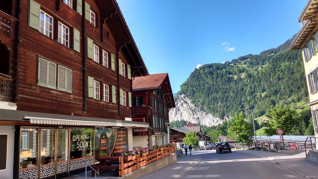 Base Cafe Leilighet Lauterbrunnen Eksteriør bilde